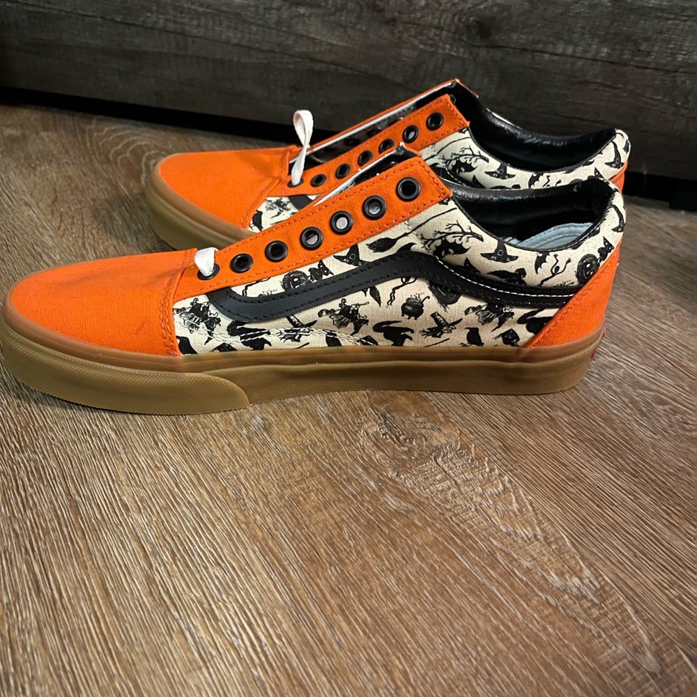 Vans Men's Orange and Black Sneakers